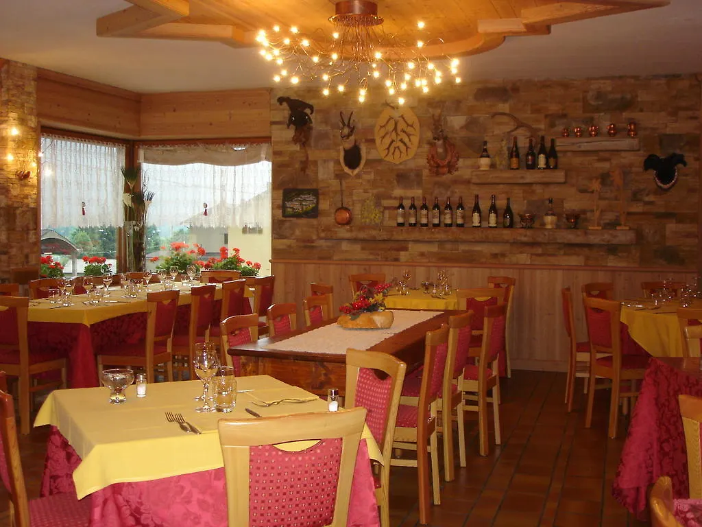 Hotel Corona Branzi